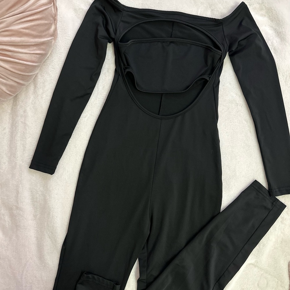 SHEIN Black Off-Shoulder Jumpsuit